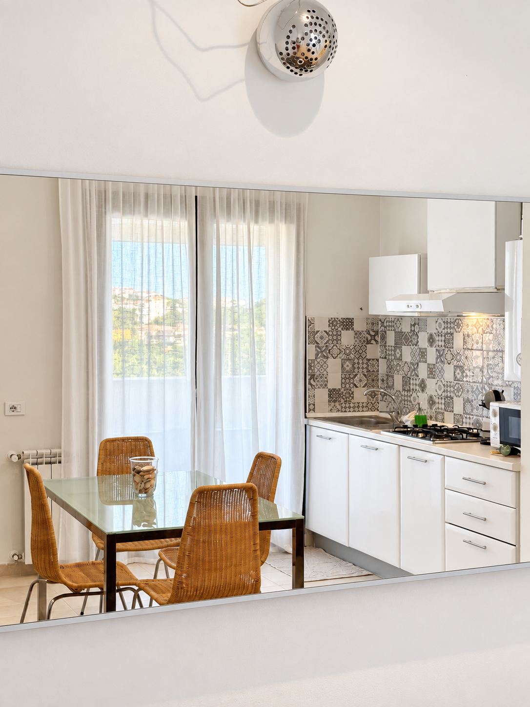 Bilocale C208 con terrazza vista piscina